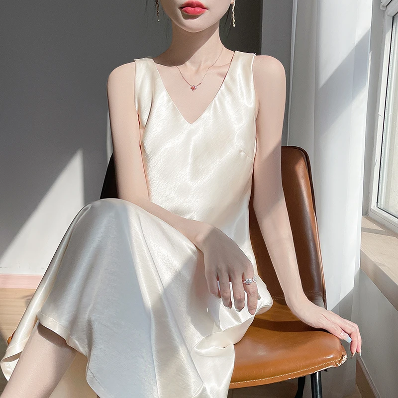 万人迷连衣裙~丝滑缎面垂坠感气质显瘦A字长裙