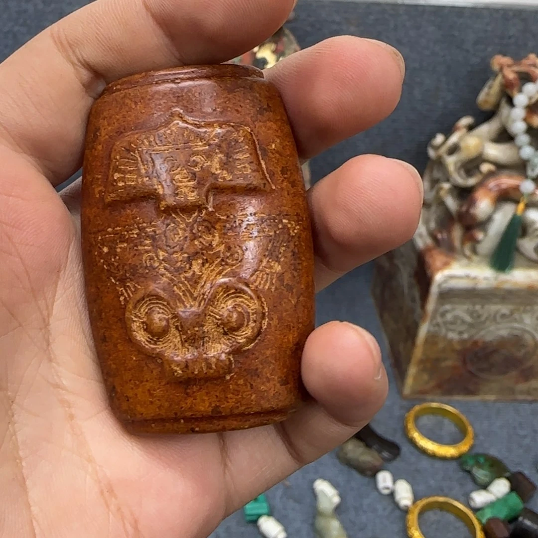 未镶嵌和田玉（糖玉）挂件