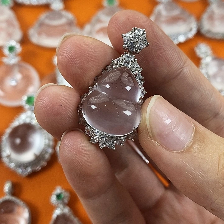 石英质玉银S925镀金镶嵌颈饰