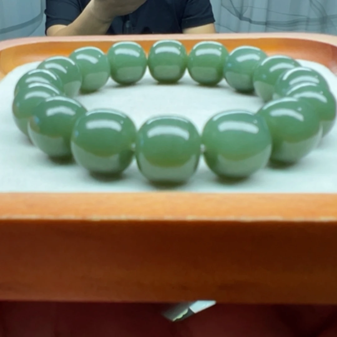 【闪购商品】未镶嵌手串和田玉卡14老行且末纯天然