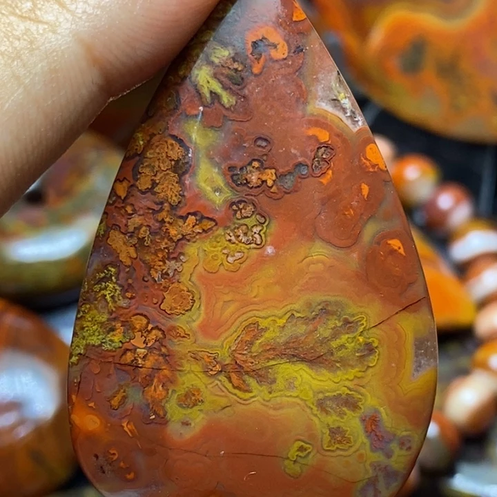 玛瑙/玉髓颈饰未镶嵌用****3