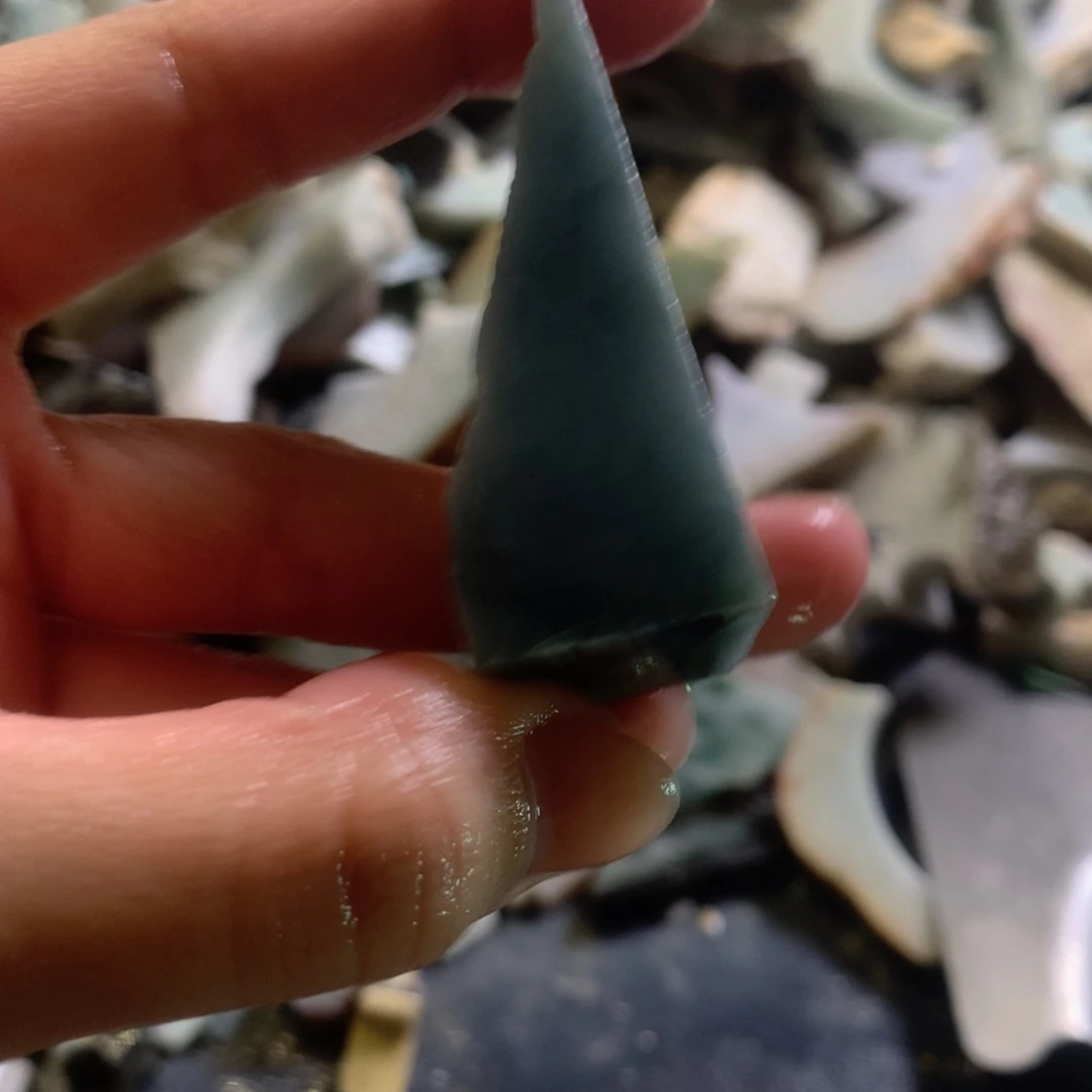 翡翠颈饰未镶嵌缅甸翡翠