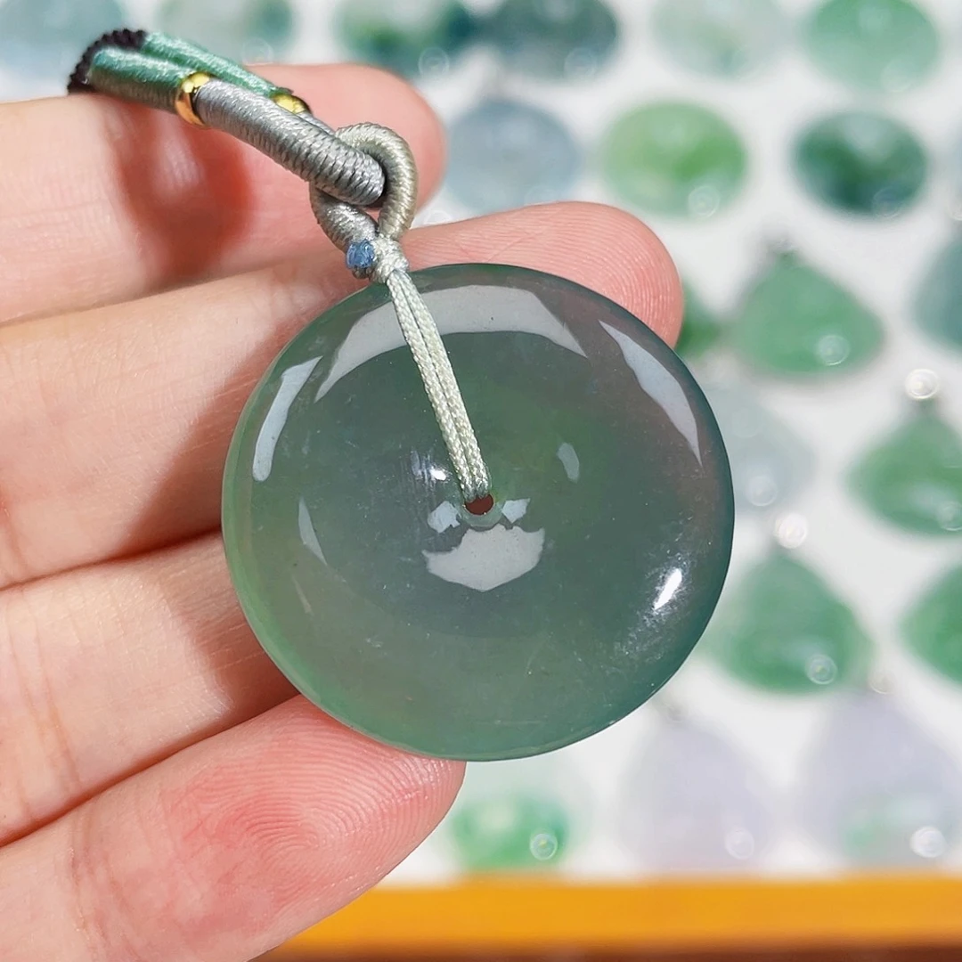 颈饰未镶嵌翡翠吊坠