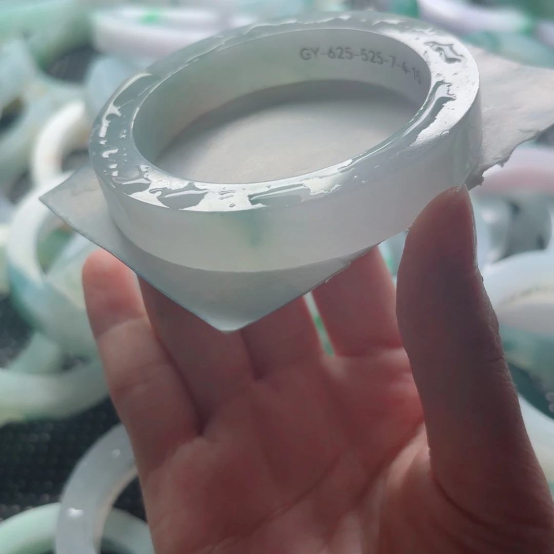 我****未镶嵌天然缅甸a货翡翠定制翡翠