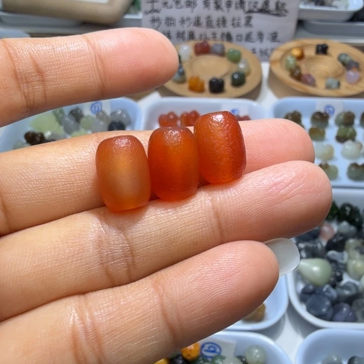 和田玉未镶嵌珠宝奇石