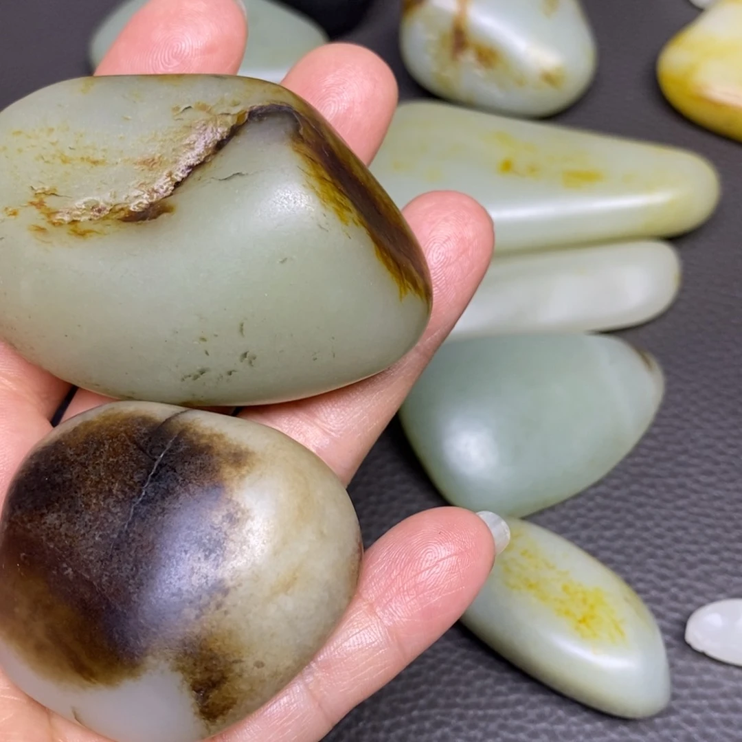 宝***哥和田玉未镶嵌挂件