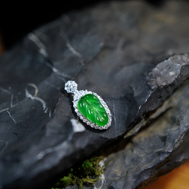 翡翠叶子吊坠 JYDM24010901