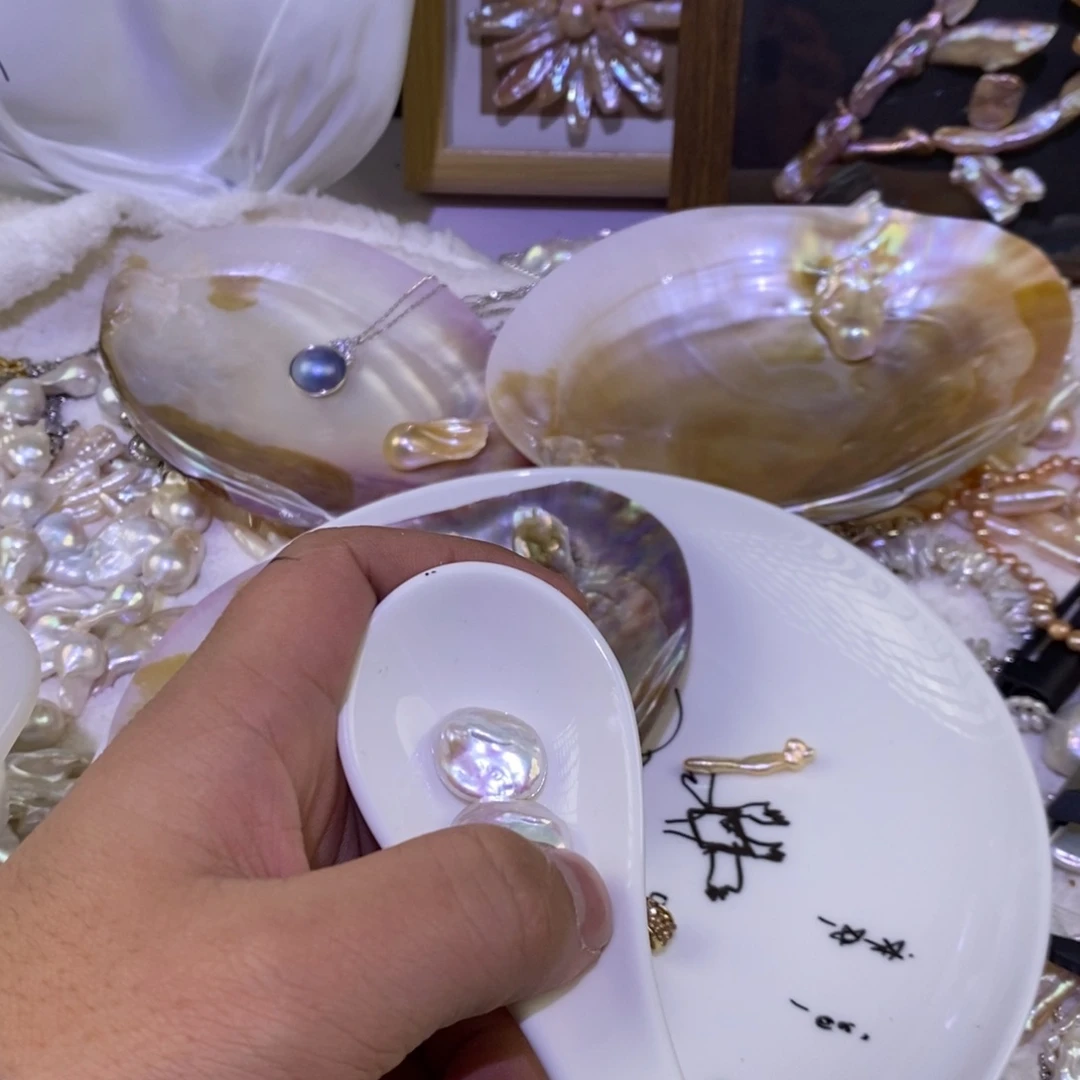 奇***怪淡水珍珠颈饰未镶嵌