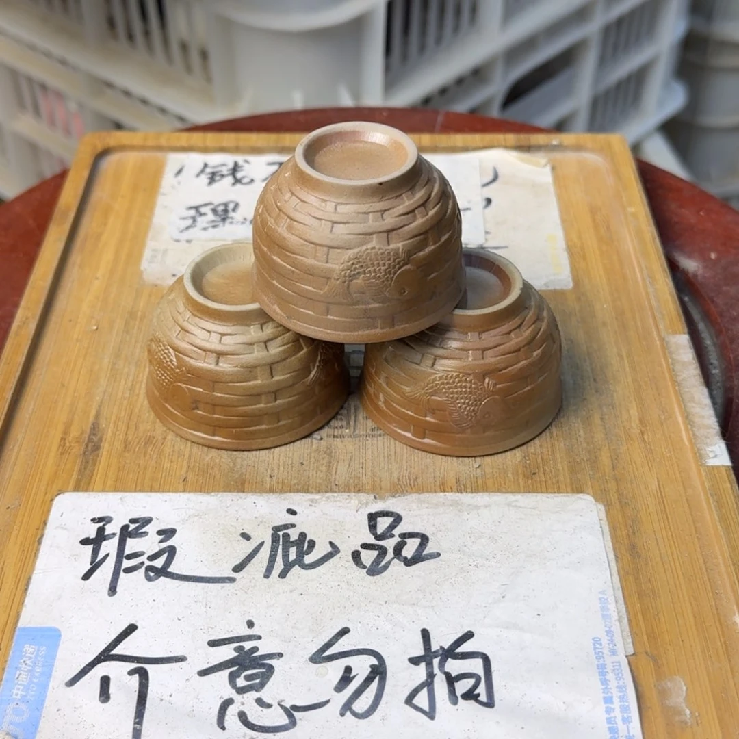 瑕疵介意勿拍陶瓷器皿F164