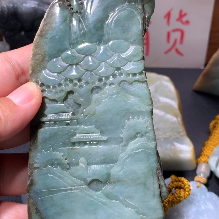 翡翠未镶嵌颈饰保真天然A货翡翠