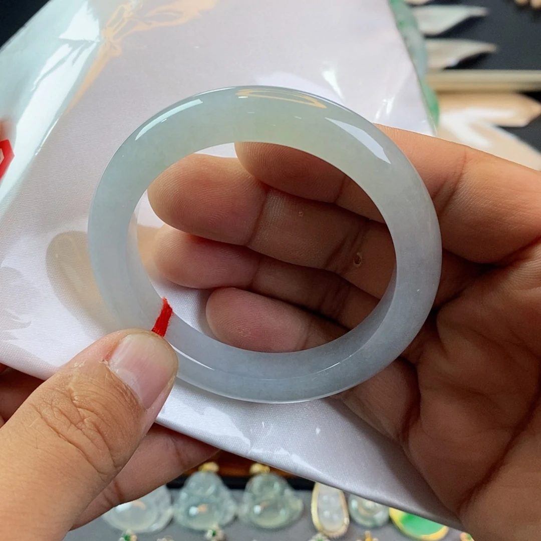 【闪购商品】未镶嵌手镯翡翠