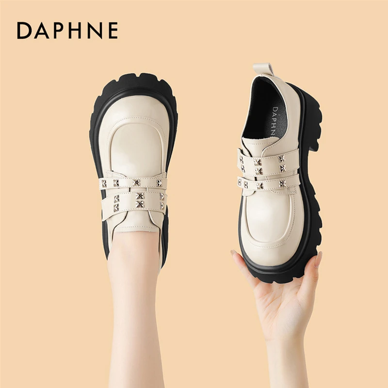 达芙妮Daphne ~高跟厚底乐福鞋女英伦风魔术贴黑色小皮鞋粗跟单鞋