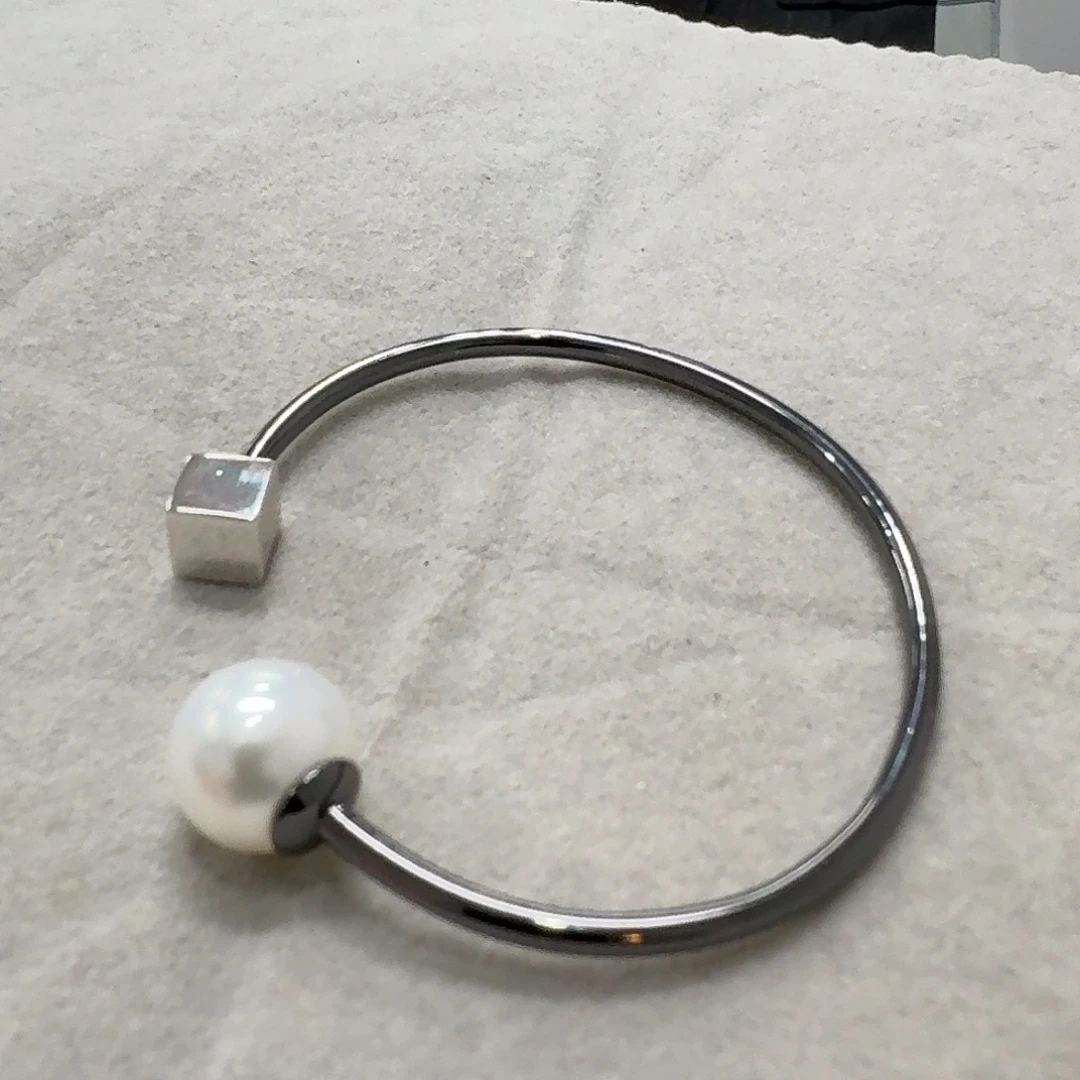 银S925镶嵌海水珍珠手镯