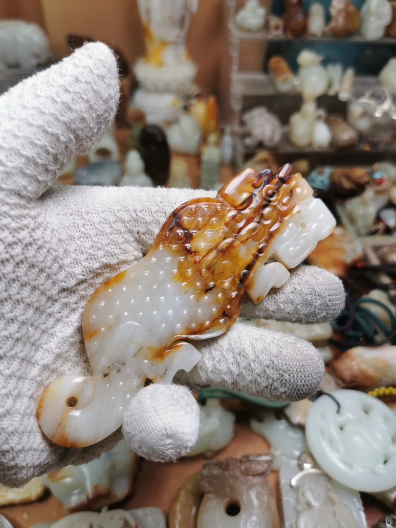 新疆和田白玉挂件