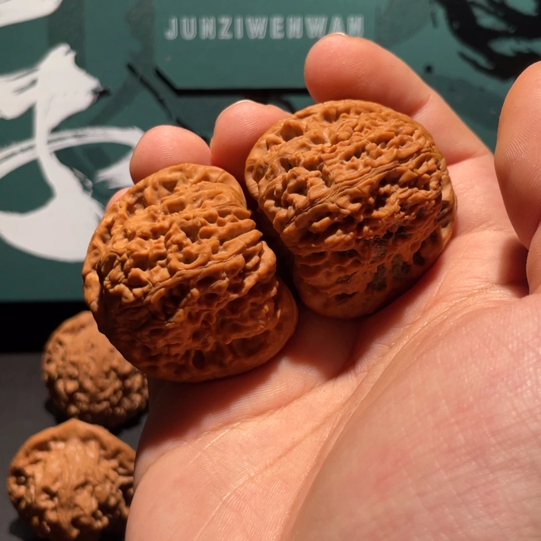 文玩核桃吊坠43南疆