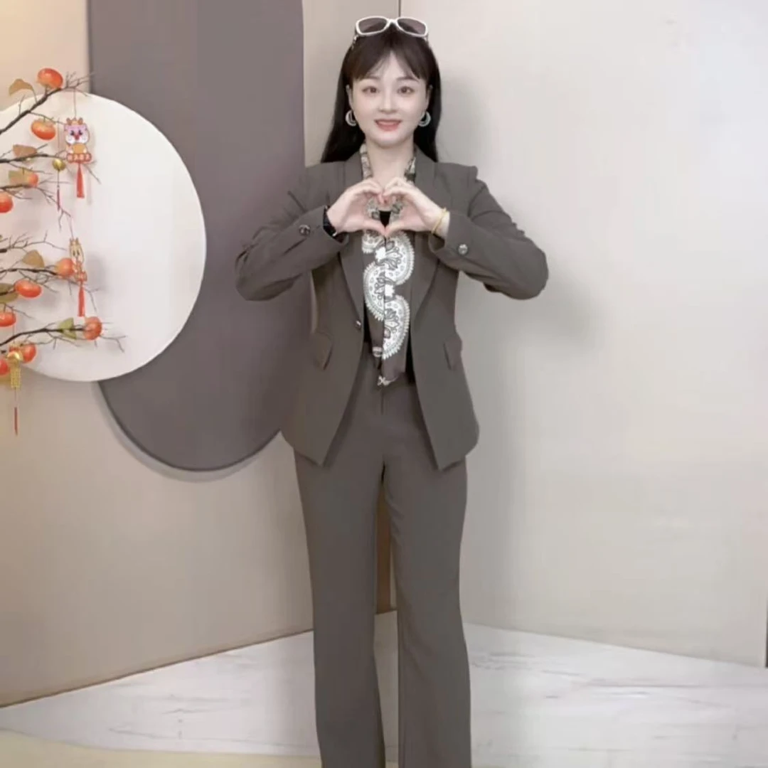 时尚套装美拉德风百搭时尚韩版灰色轻职风休闲风修身显瘦250911