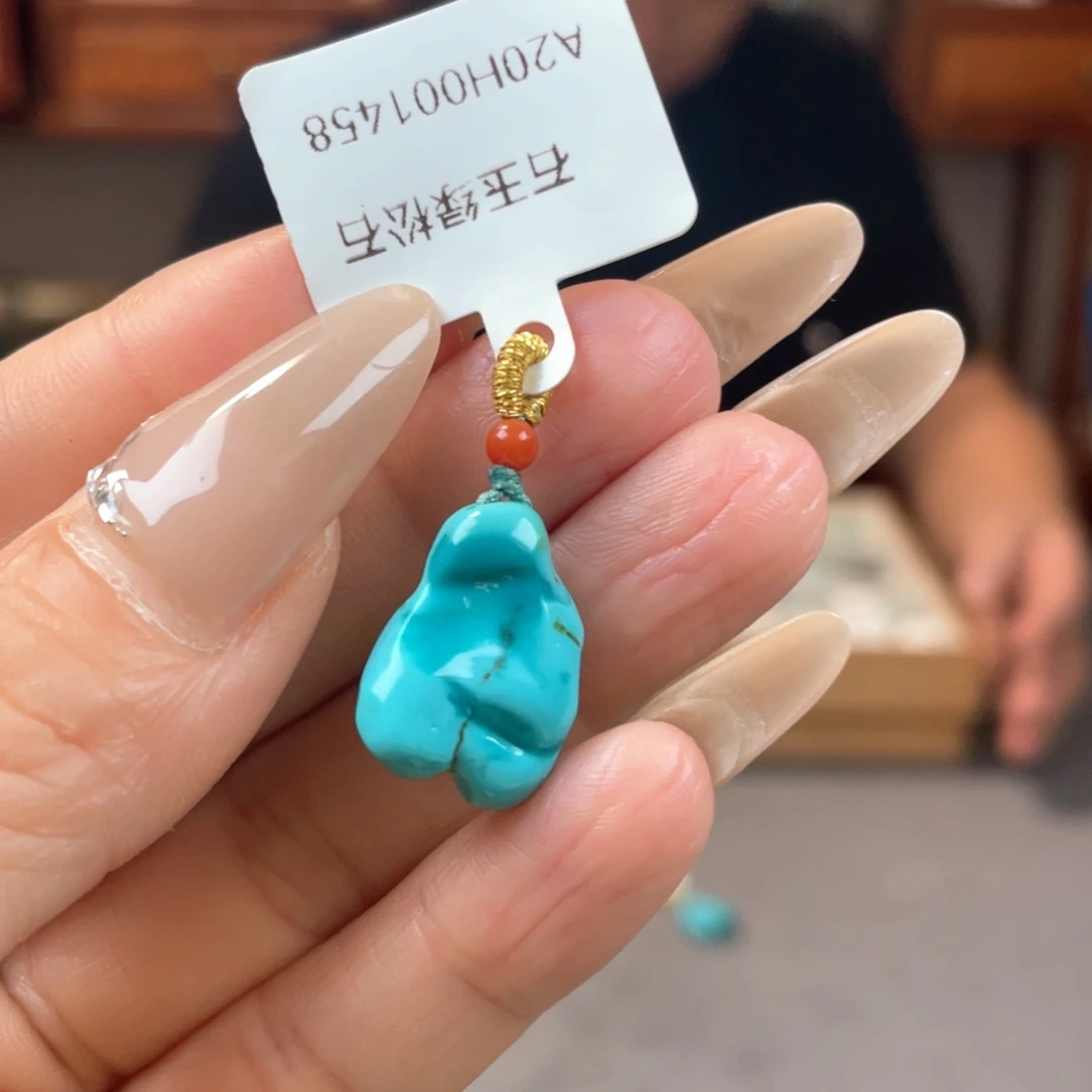 未镶嵌绿松石颈饰