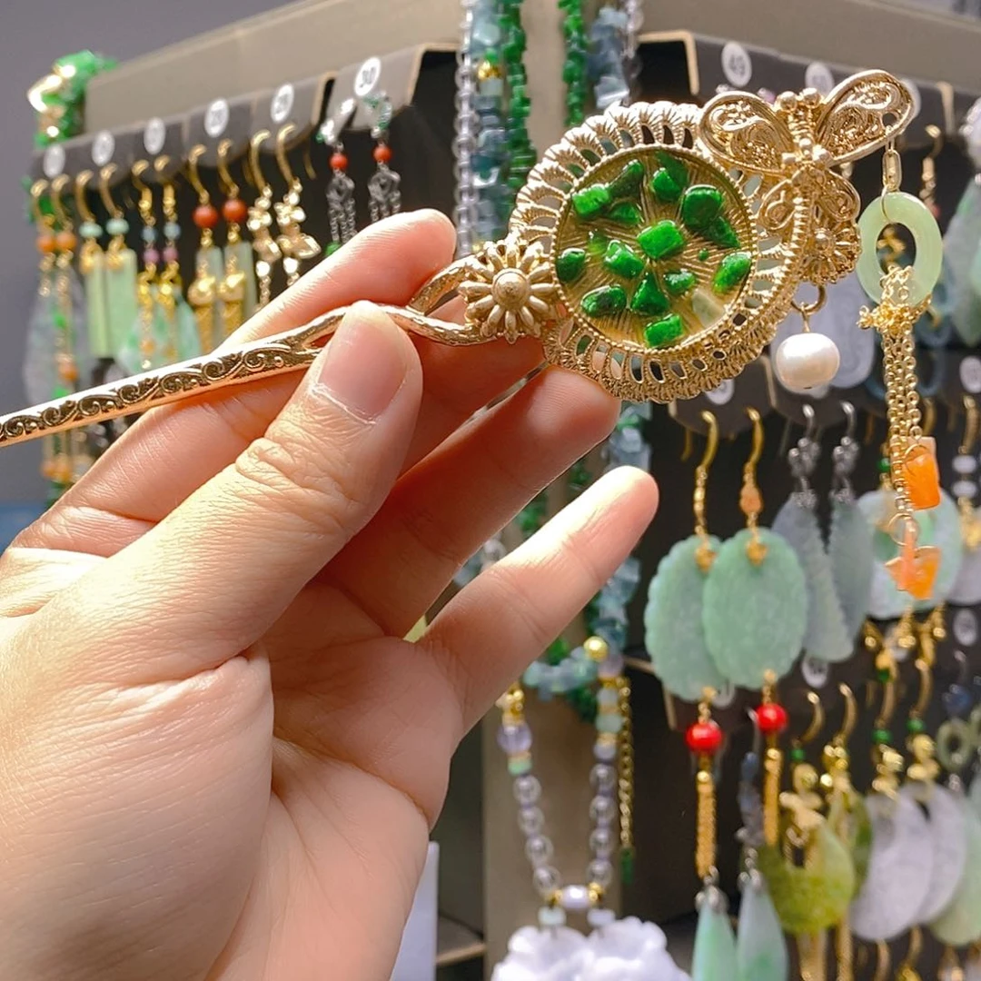 颈饰未镶嵌翡翠翡翠