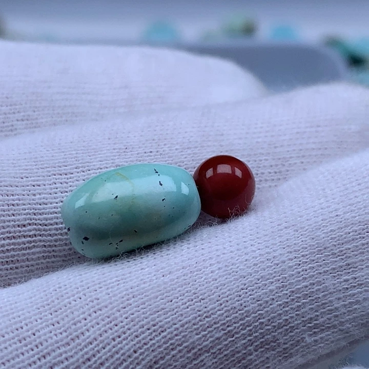 南红玛瑙未镶嵌珠宝奇石