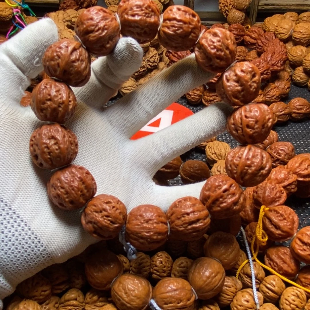 手串文玩核桃红皮小方墩