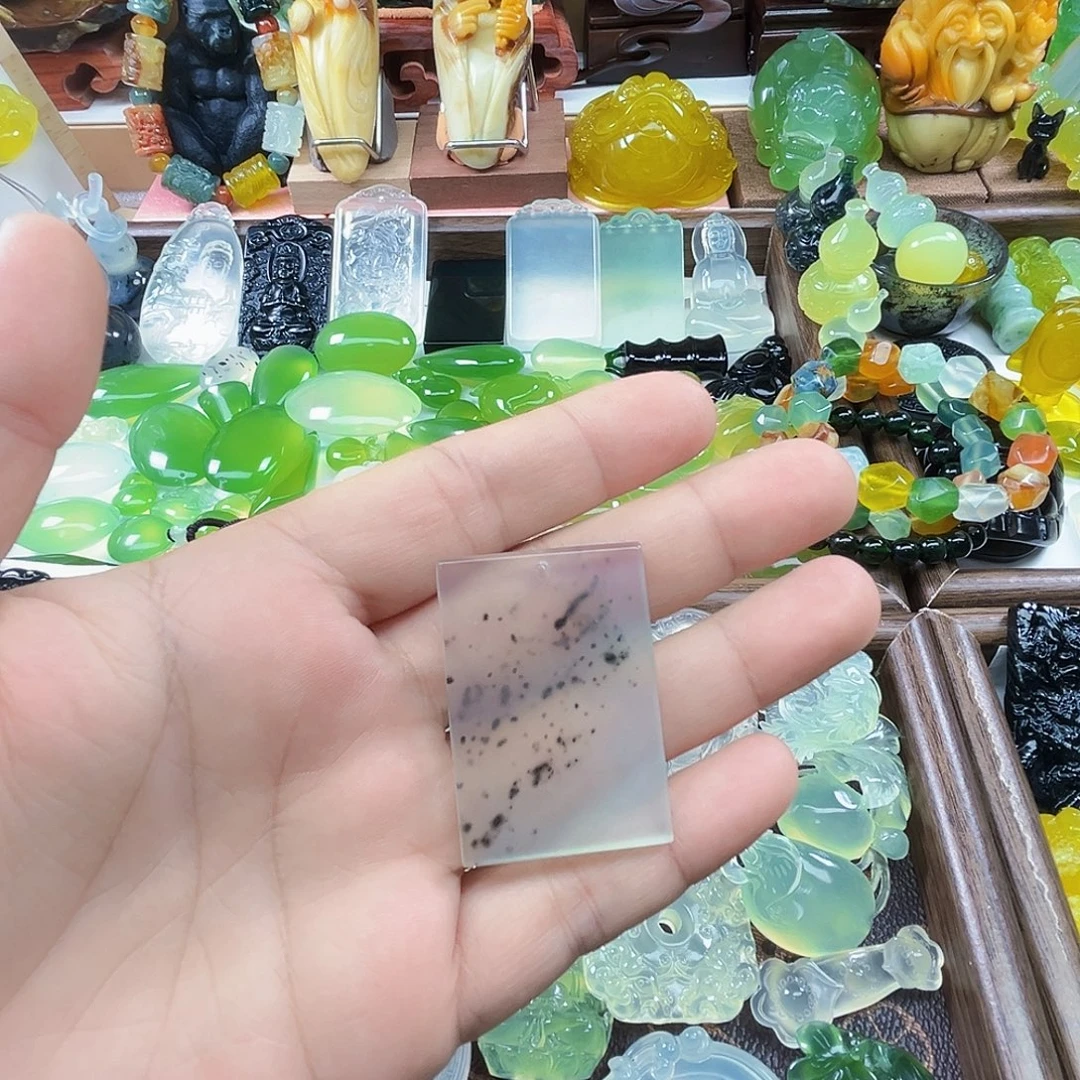 岫玉未镶嵌吊坠(不含链)