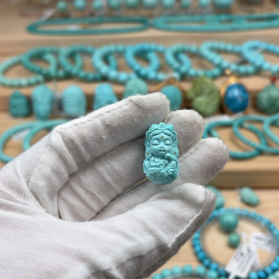 绿松石未镶嵌珠宝奇石