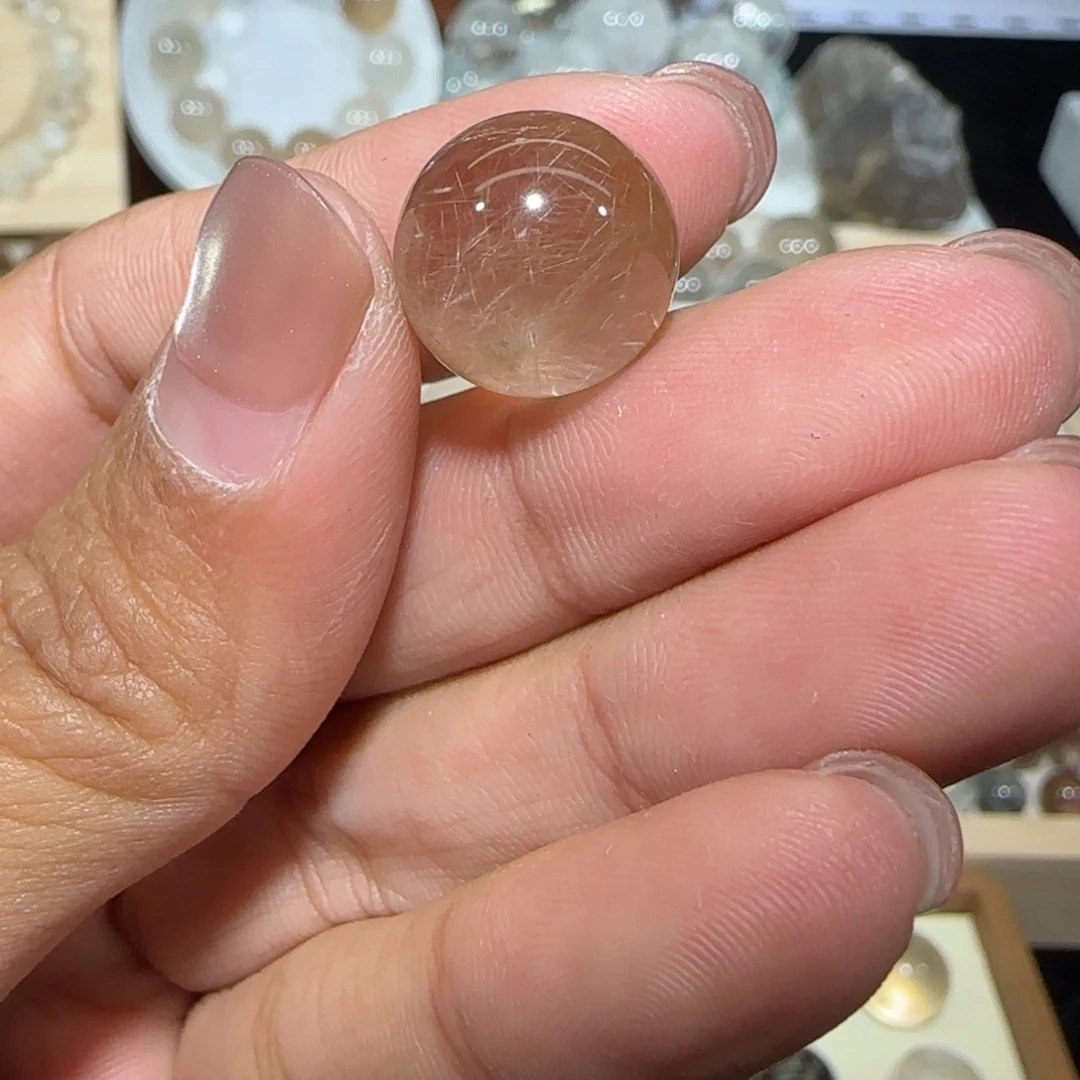 阿***3水晶未镶嵌珠宝半成品