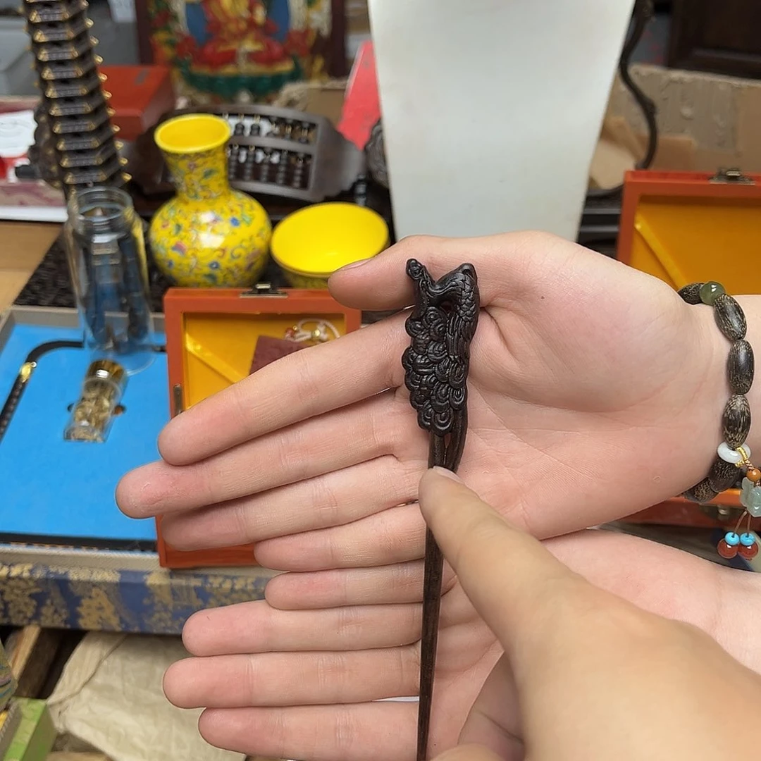 大叶紫檀（黑酸枝木类）