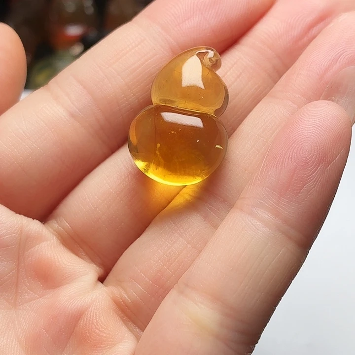 养****琥珀未镶嵌裸石吊