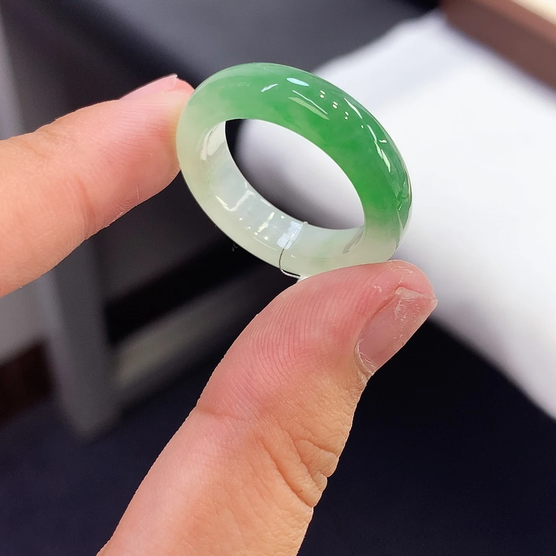 翡翠未镶嵌戒指21.22号