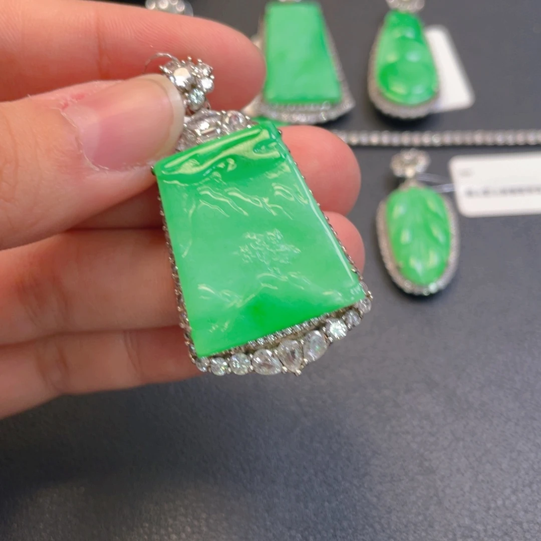 翡翠银S925镶嵌吊坠(不含链)