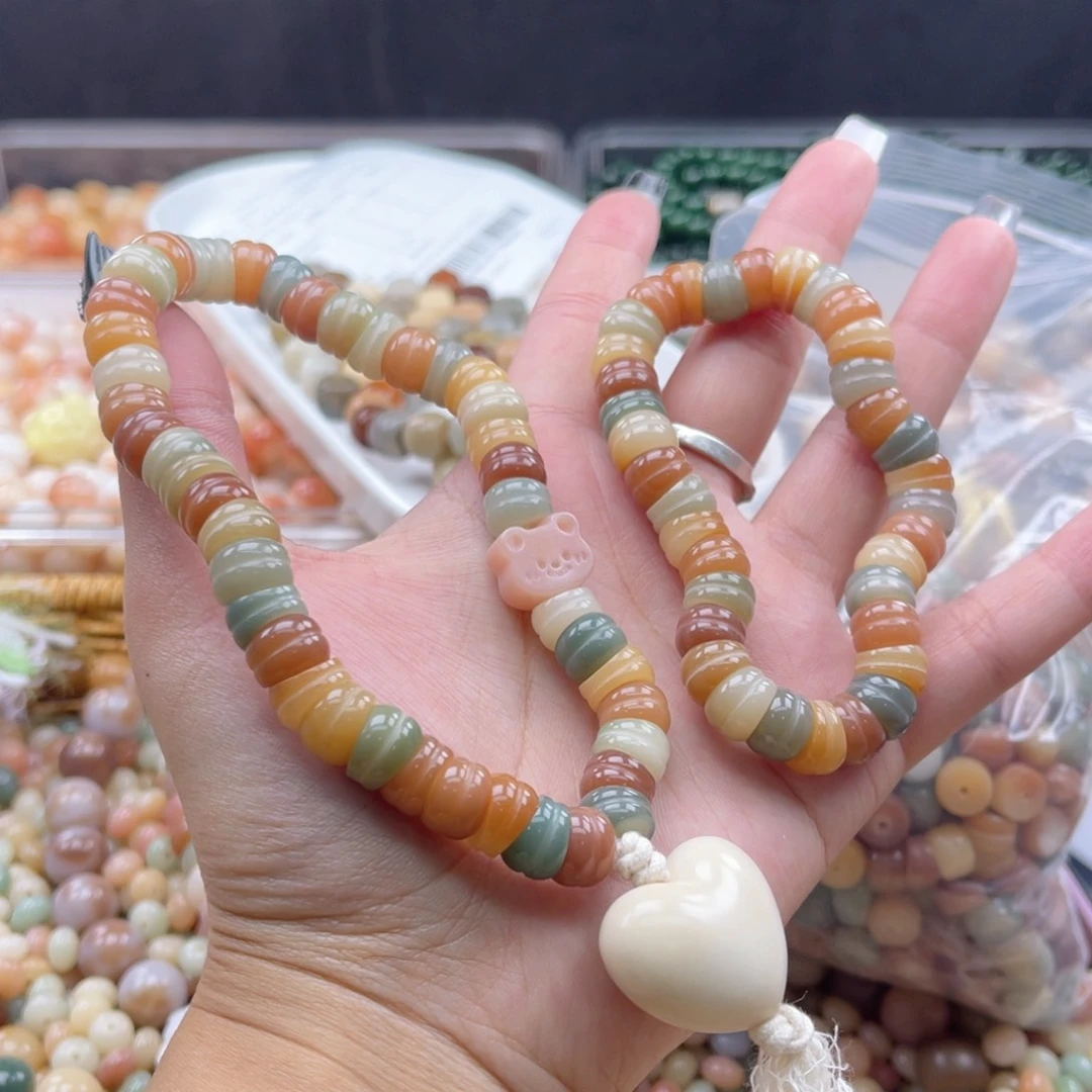 白玉菩提吊坠a10.5mm33颗。