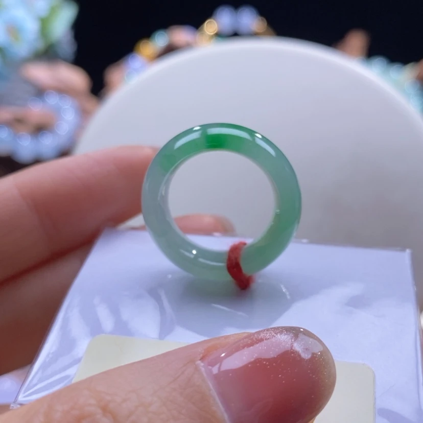 【闪购商品】翡翠吊坠(不含链)未镶嵌翡翠冰阳绿戒指
