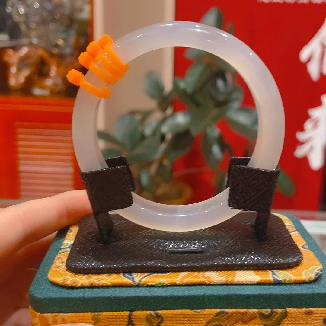 玛瑙/玉髓57手镯未镶嵌妲****?