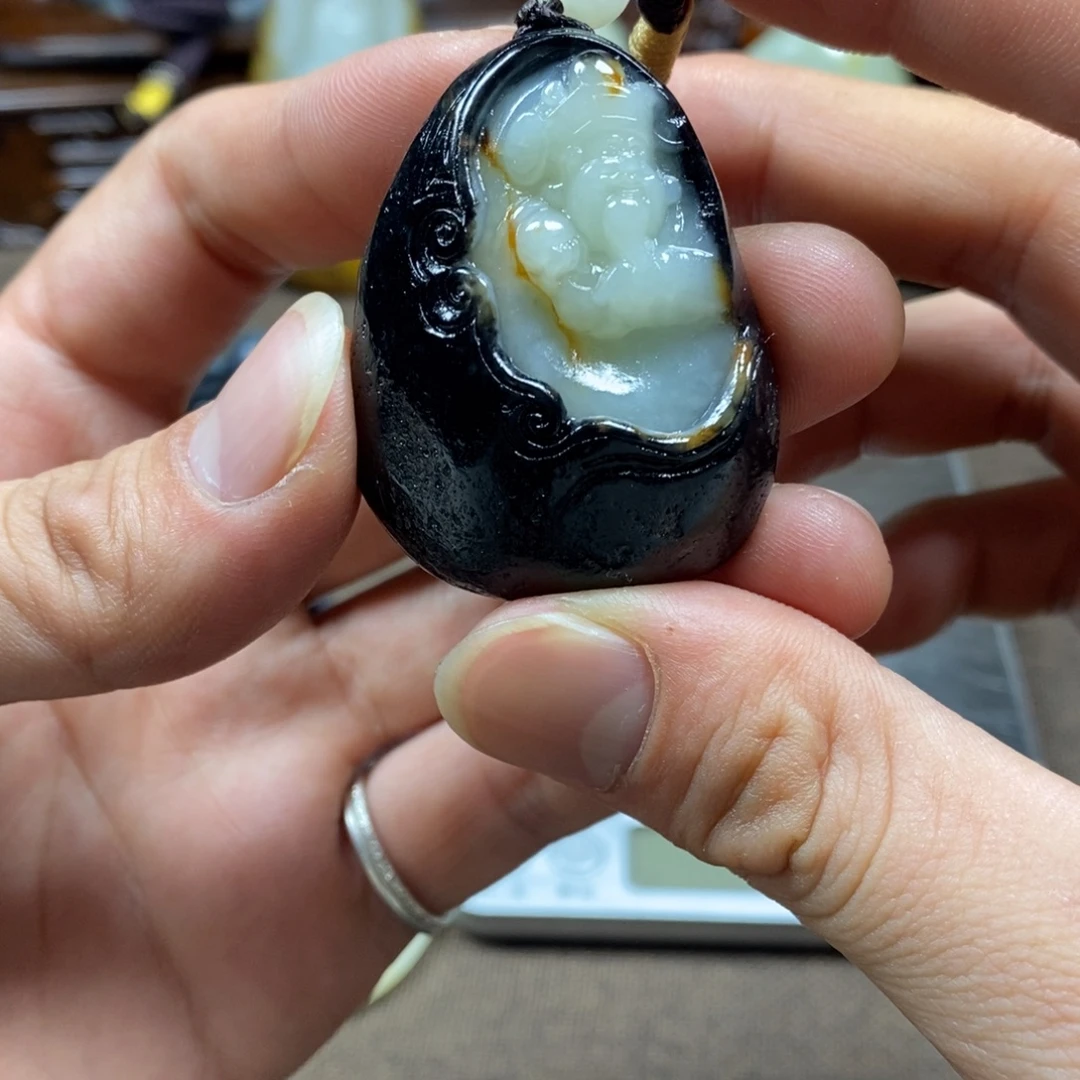 和田玉未镶嵌挂件