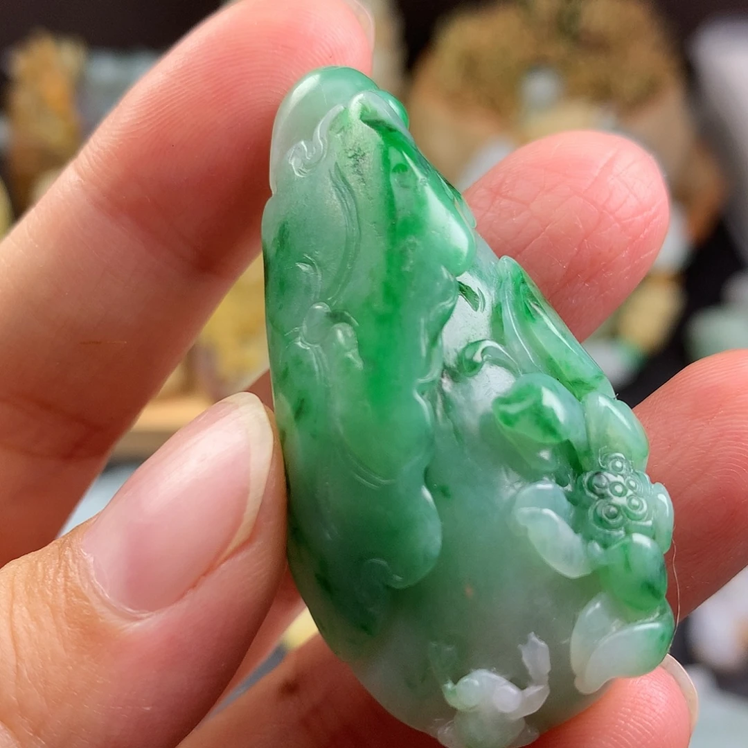 定制翡翠未镶嵌翡翠