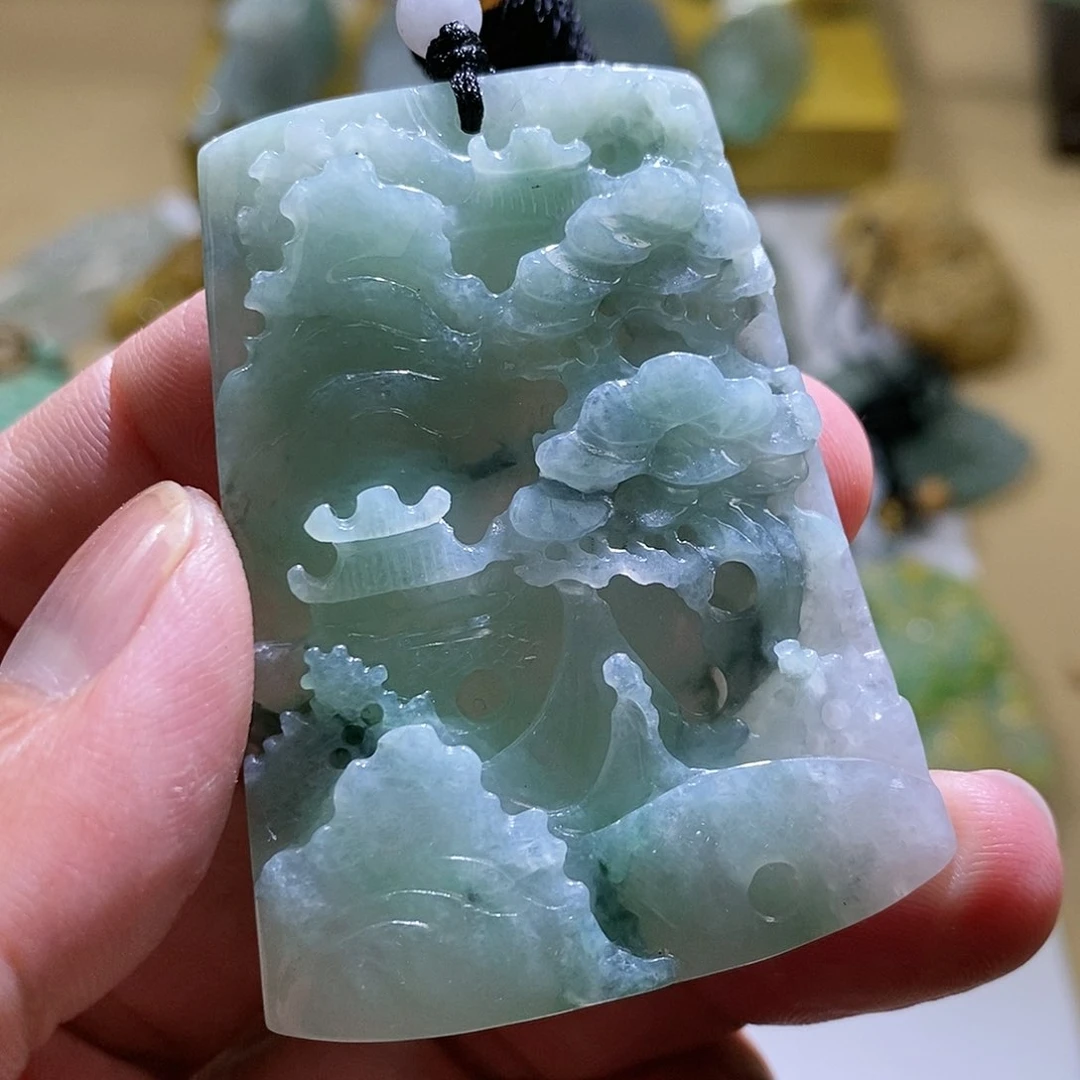 【闪购商品】翡翠颈饰未镶嵌1111111111111