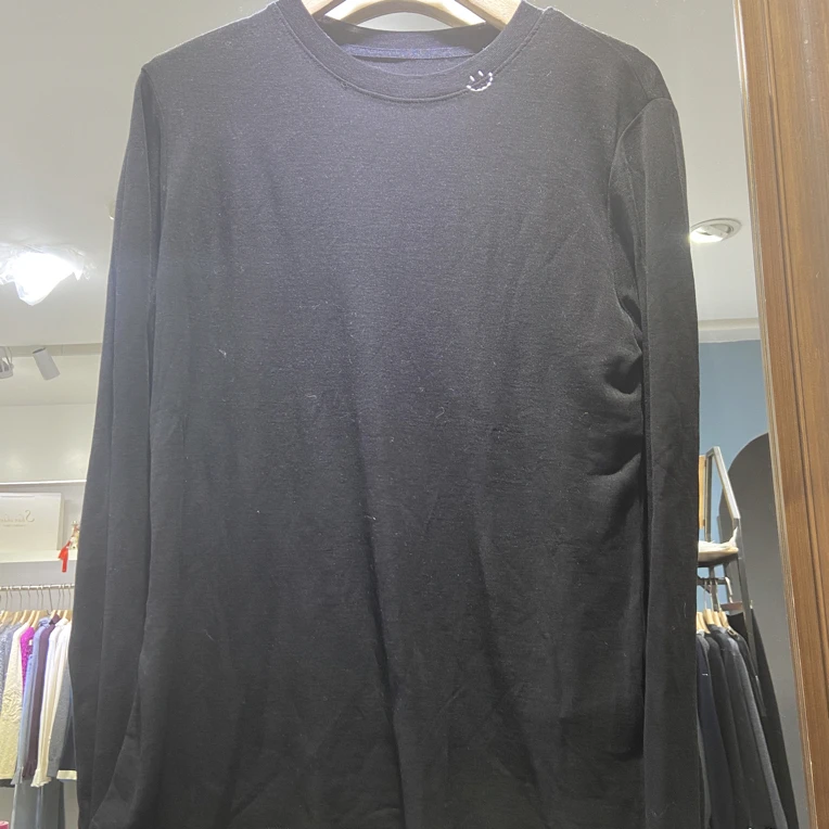 春秋T恤灰色V领纯色长袖圆领刺绣软糯亲肤透气女士