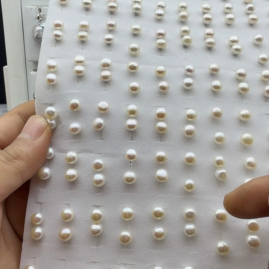 淡水珍珠颈饰合金