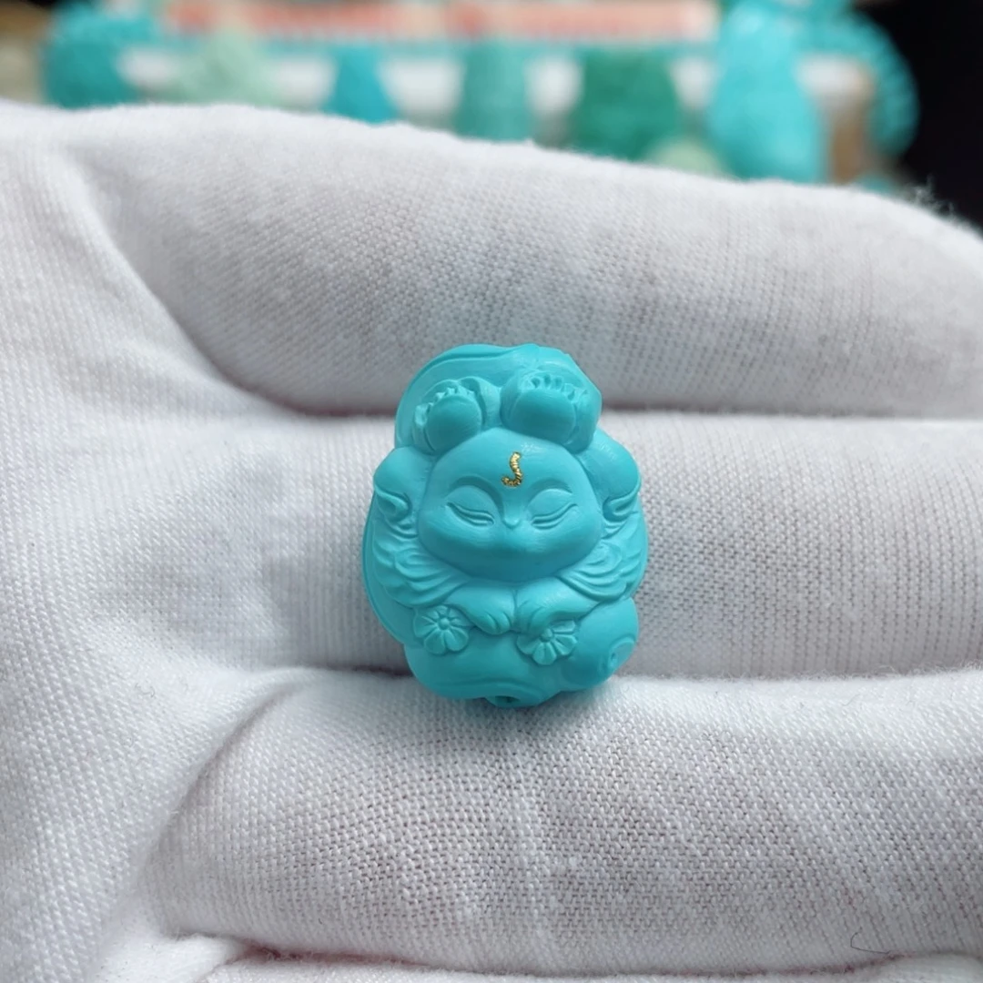 绿松石未镶嵌珠宝奇石