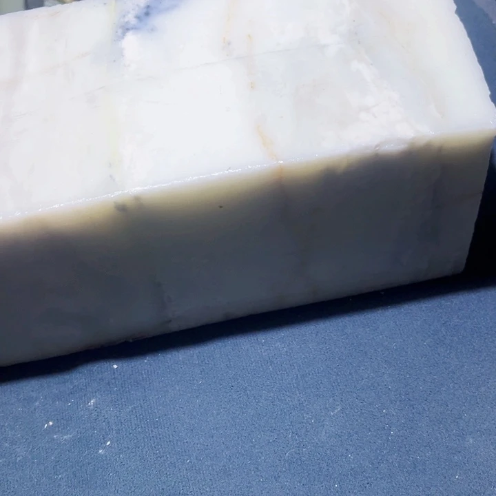 和田玉（糖玉）未镶嵌珠宝奇石