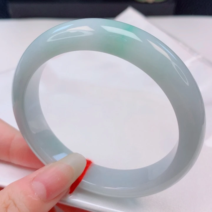 翡翠未镶嵌手镯56圈