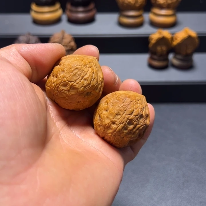 把件文玩核桃B蛇皮球38
