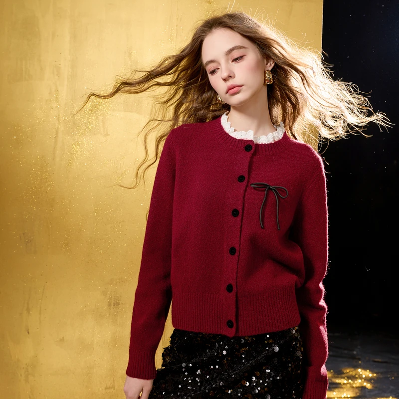 三彩2025冬季新款花边立领针织衫蝴蝶结长袖宽松保暖开衫毛衫M