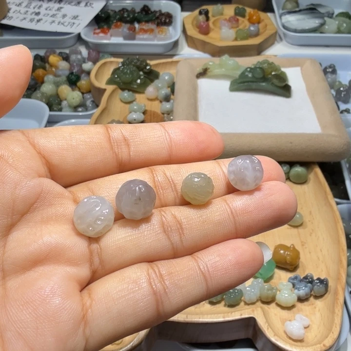 六***哈未镶嵌和田玉珠宝半成品
