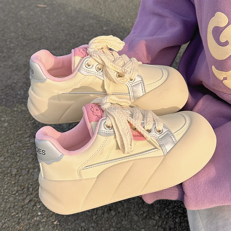 小白鞋女大头面包鞋厚底鞋2025新款春秋鞋子ins潮百搭小众运动鞋