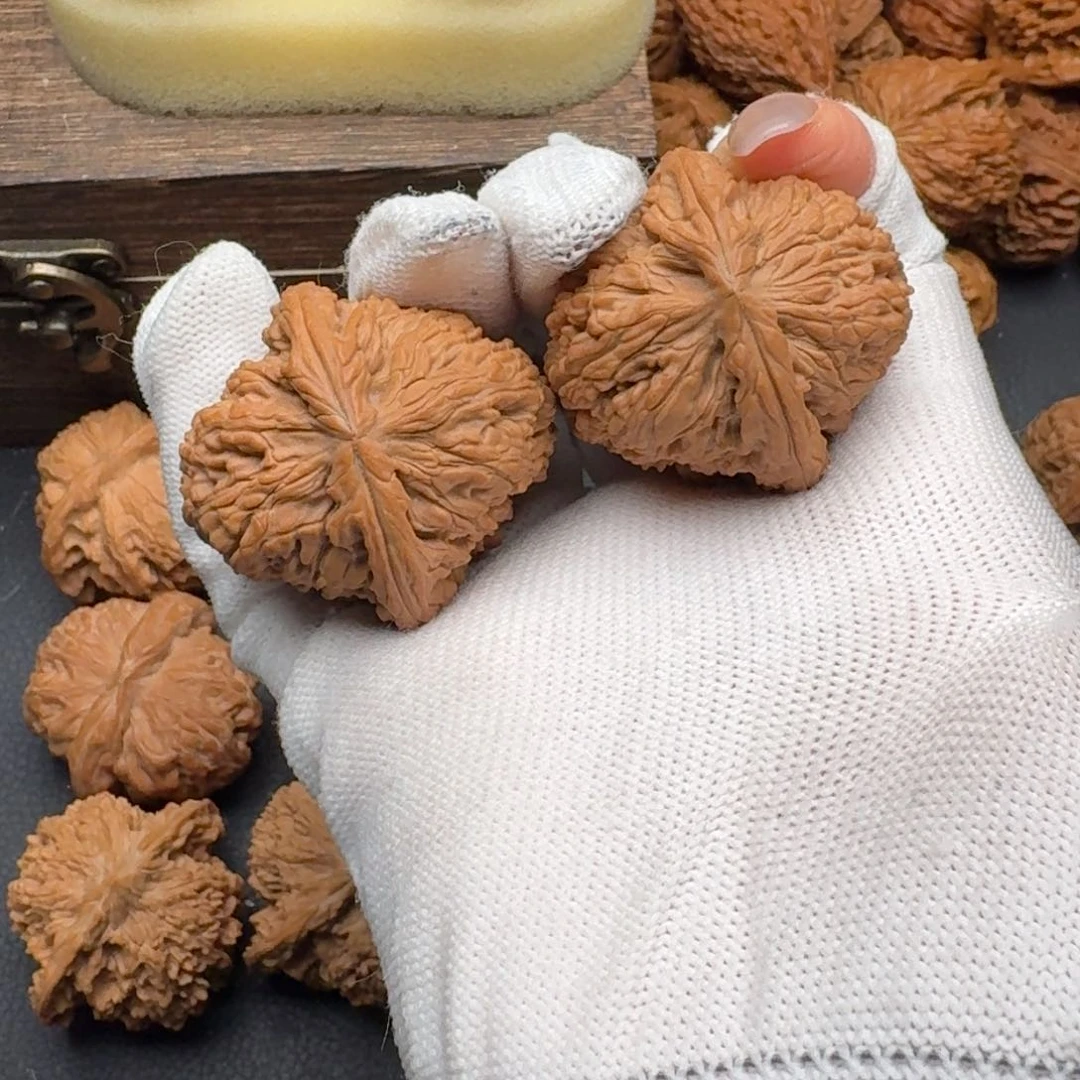 文玩核桃吊坠S**?39南疆4766