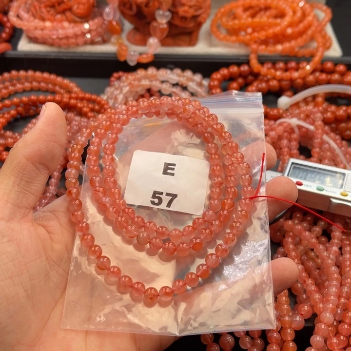 南红玛瑙未镶嵌多样性发货默认微瑕称重6mm