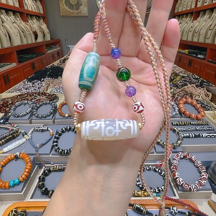 未镶嵌玛瑙/玉髓珠宝奇石