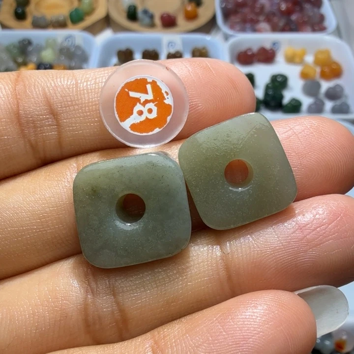 和田玉未镶嵌珠宝奇石